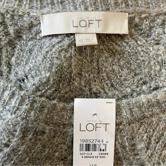 Loft Mohair Blend Sweater Size XS NWT Long Sleeve - Picture 2 of 5